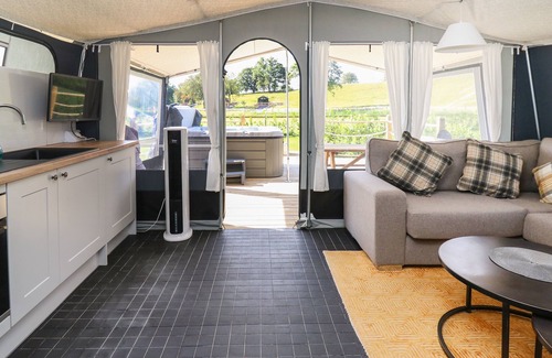 Llandrindod Wells Cottage | The Kingfisher