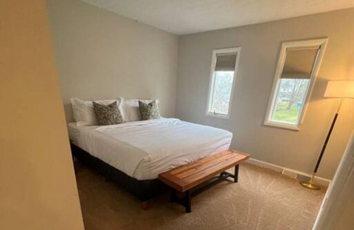 Mason House | The Kings Island House! 5 King Beds 3 bath