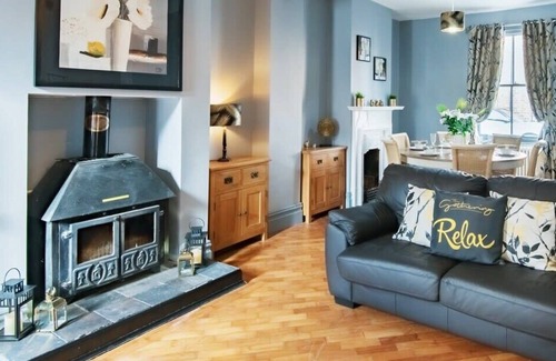 Chester House | The Kings Place - Very Central Chester - Chester