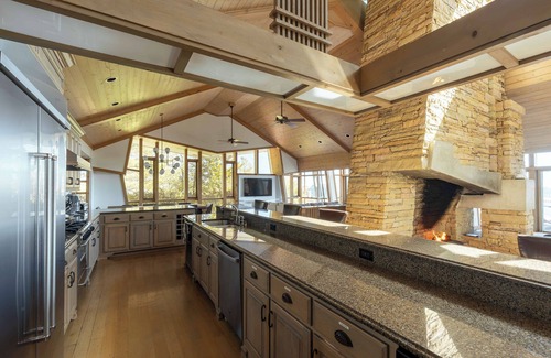 Highlands House | The Kite House Highlands, The Kite House Highlands, an exquisite designer house with spectacular vi