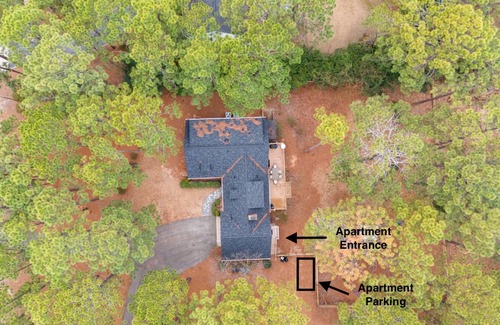Southern Pines Apartment | The Knollwood Inn located less than .5 miles from Pine Needles Golf Course!