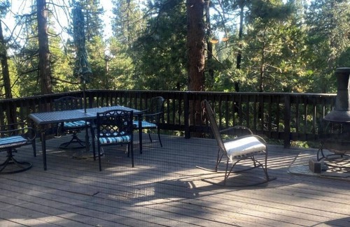 Cold Springs Cabin | The Knotty Pine! Minutes to DODGE RIDGE SKI RESORT!