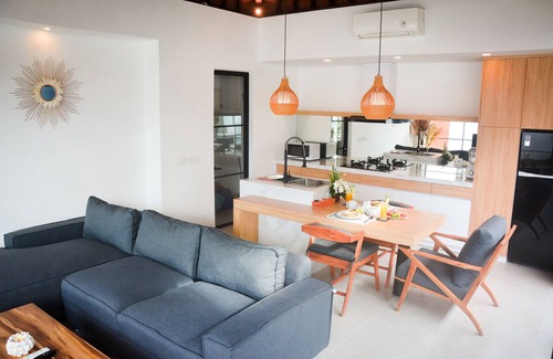 Seminyak Villa | The Kons Villa Bali Seminyak