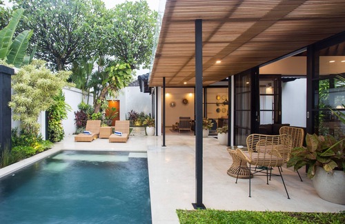 Seminyak Villa | The Kons Villa Bali Seminyak