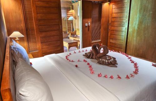 Sigar Penjalin Hotel | The Kori Sire