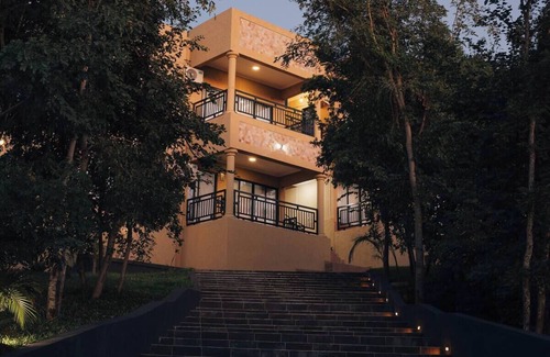 Chipata Apartment | The KWASU Apartments. Relaxing Garden Mountain Views KA-4