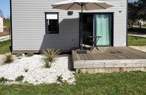 Saint-Germain-de-Lusignan Ski Chalet | The Logis of the mineral Seugne