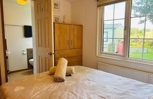 Dinas Cross Cabin | The Lodge - Your dream holiday in North Pembrokeshire.