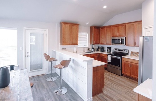 Bedford House | The Ladera House