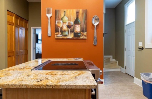 Lafayette Square House | The Lady Emma|Lafayette Park|Bowling/ABODEbucks