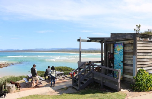 Merimbula Cabin | The Lake Apartment: Merimbula