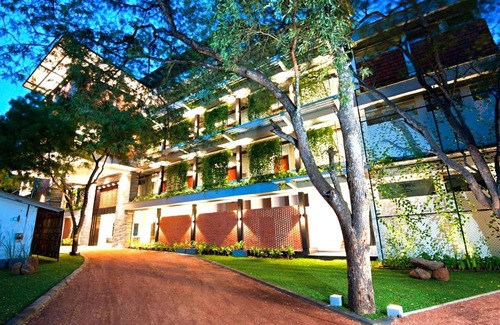 Anuradhapura Hotel | The Lake Forest Hotel