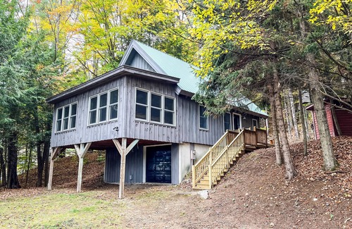 Day Cottage | The Lake Home - Cozy ADK family post & beam lakehouse