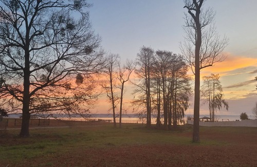 Santee House | The Lake House at Santee