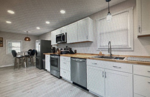 Buckeye Lake House | The Lake House for Family & Friends