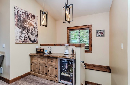 McMurrich/Monteith Cottage | The Lake House on Bear Lake - Amazing Family Cottage