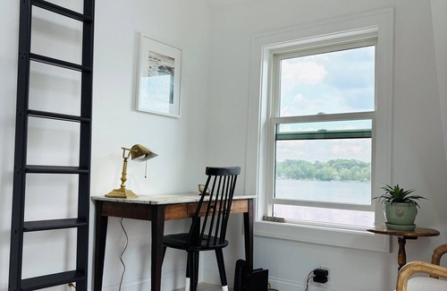 Lake Huntington House | The Lake House With Kayaks and Bikes on the waterfront