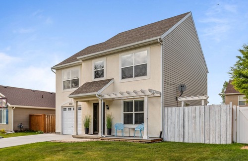 Lehi House | The Lake View: Family and business travel