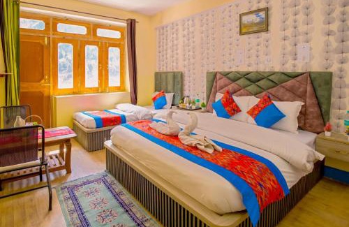Sangla Hotel | The Lake View Resort