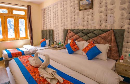 Sangla Hotel | The Lake View Resort