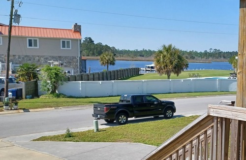 Jacksonville House | The Lakefront Suite At Beautiful Baywatch