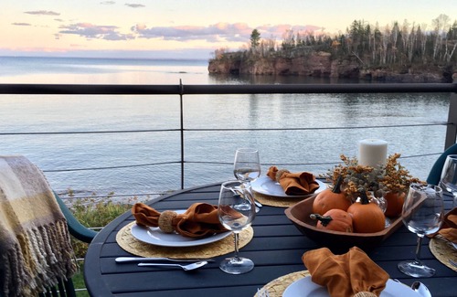 Two Harbors Condo | The Lakehomes at Superior Shores #93