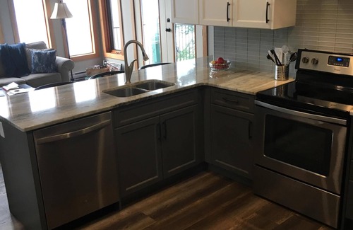 Blind Bay House | The 'LakeHouse' in the Shuswap at Blind Bay