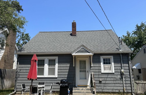 Lakeside House | The Lakeside Experience - Less than 2 miles from Beach and social district