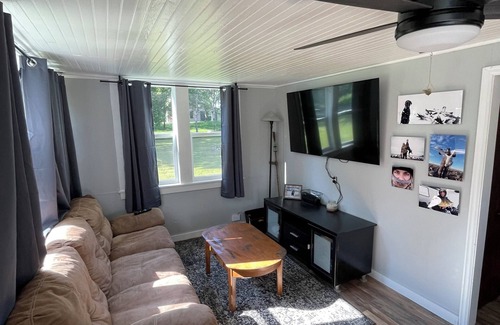 Devils Lake House | The Lakewood Cabin