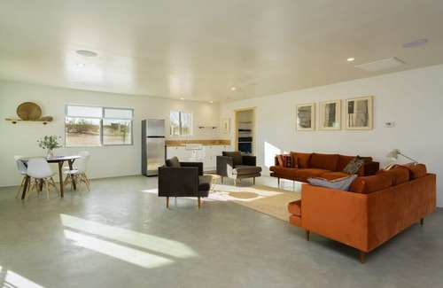 Twentynine Palms Villa | The Land In The Sky Retreat