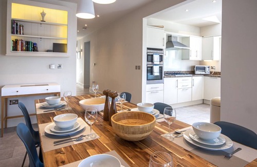South Cerney House | The Landings 11, Water View (P)