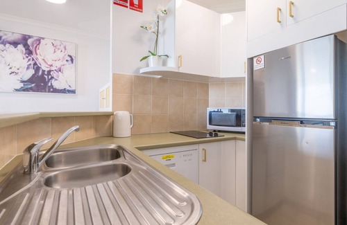 Nelson Bay Apartment | The Landmark unit 405 Resort style, spectacular water views, lift, linen, pool, games room, port-a-cot and highchair.