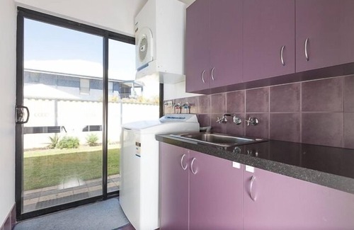 Doubleview House | The Lane in Doubleview