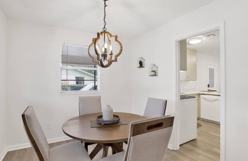Northeast Pensacola House | The Langley House-Pool-Beaches-Shopping & Dining-Family Friendly