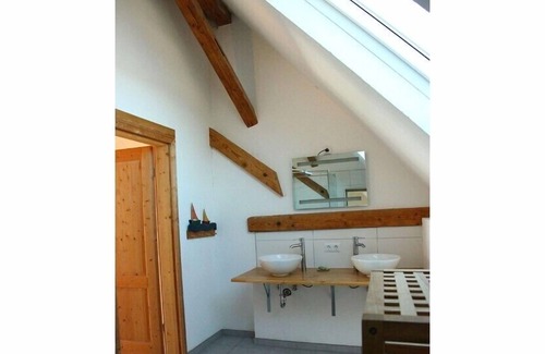 Deggenhausertal Apartment | The large apartment, 80sqm, balcony, 2 bedrooms, max. 8 persons
