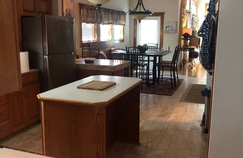 Put-in-Bay House | The LARGEST, NICEST, & BEST located Put-In-Bay House!