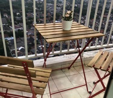 Jakarta Apartment | The Lavande Residences, Peaceful and Spacious with Pool, Wifi, and Netflix