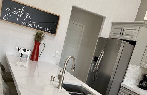 Arrowhead Lakes House | The Lazy Kayak, Lakefront Home with a Heated Pool, Kayak & Dock