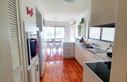 Point Lonsdale House | The Lazy Lizard at Lonnie