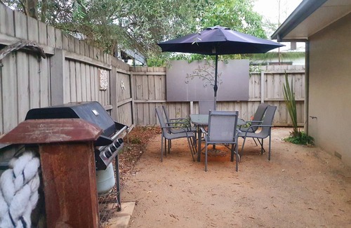 Point Lonsdale House | The Lazy Lizard at Lonnie