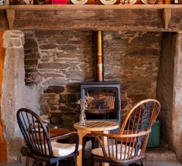 Clearbrook Hotel | The Leaping Salmon