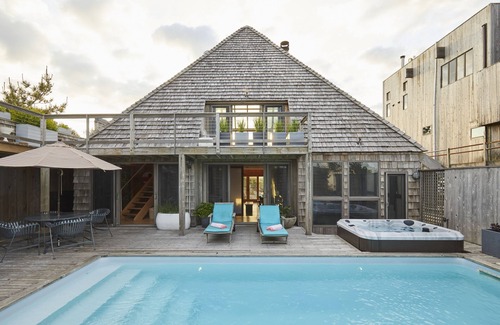 Fire Island Pines House | THE LEGENDARY PYRAMID HOUSE