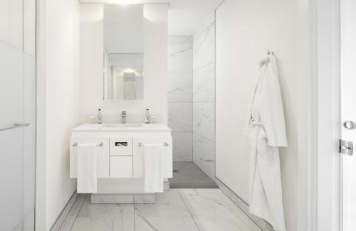 Sandown Hotel | The Leonardo