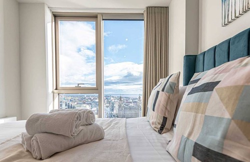 The Docks Apartment | The Lexington XXI | 1BDR | Netflix
