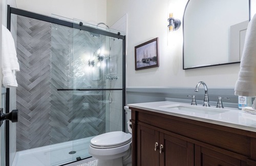 Sedalia Apartment | The Library - Luxury 2-Bedroom Apartment in Downtown Sedalia