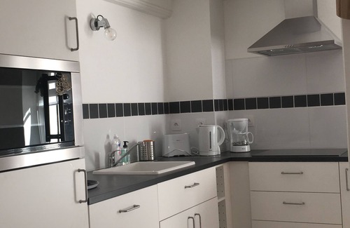 Honfleur Apartment | The Lieutenance, 45m2, terrace, WIFI, Honfleur center