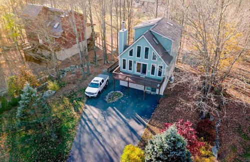 Hamlin House | The Light Forest Chalet- minutes to beach, skiing and more!