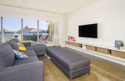 Queenscliff House | The Light Keeper's Cottage