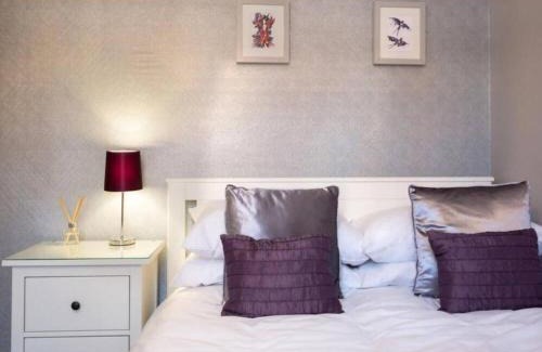 Chapeltown Apartment | The Light Villa House Entire luxury 3 bedrooms