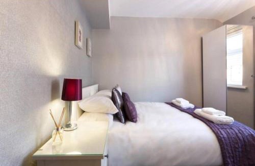 Chapeltown Apartment | The Light Villa House Entire luxury 3 bedrooms